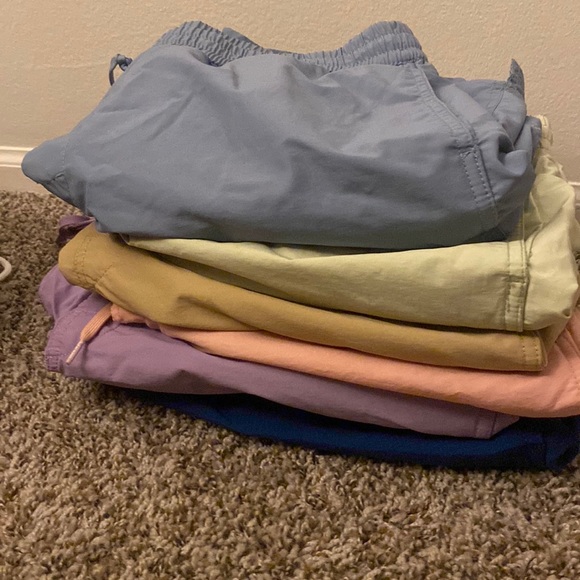 6 Vans Volley Shorts. Elastic Waste. XL - Picture 1 of 7